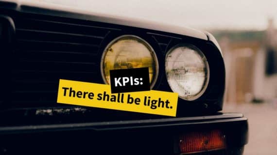 A car light as a simbol for the light that KPIs can shed into the darkness of enterpreneurial decision-making